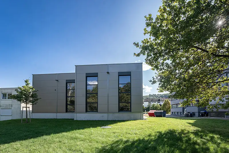 Nachhaltiges Gebäude für Gewerbe – PUR Projektbau